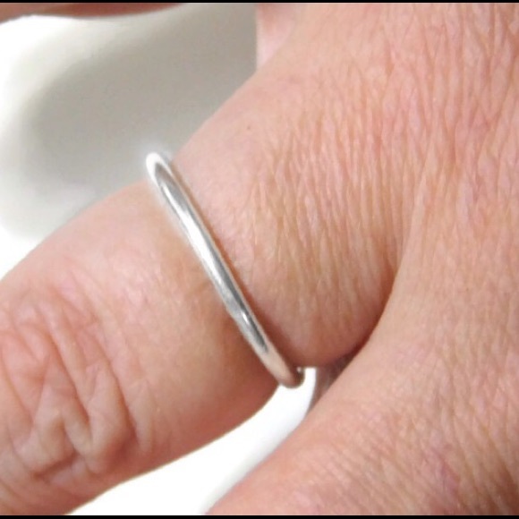 (2-13) 925 Sterling Silver Thick Round Stackable/Stacking Polished Band Ring - Picture 4 of 7